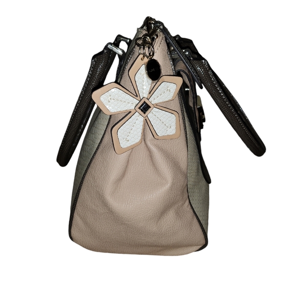 GUESS Stone Atylia Pink Brown and Tan Colorblock Retro Satchel Hanbag - Picture 3 of 12